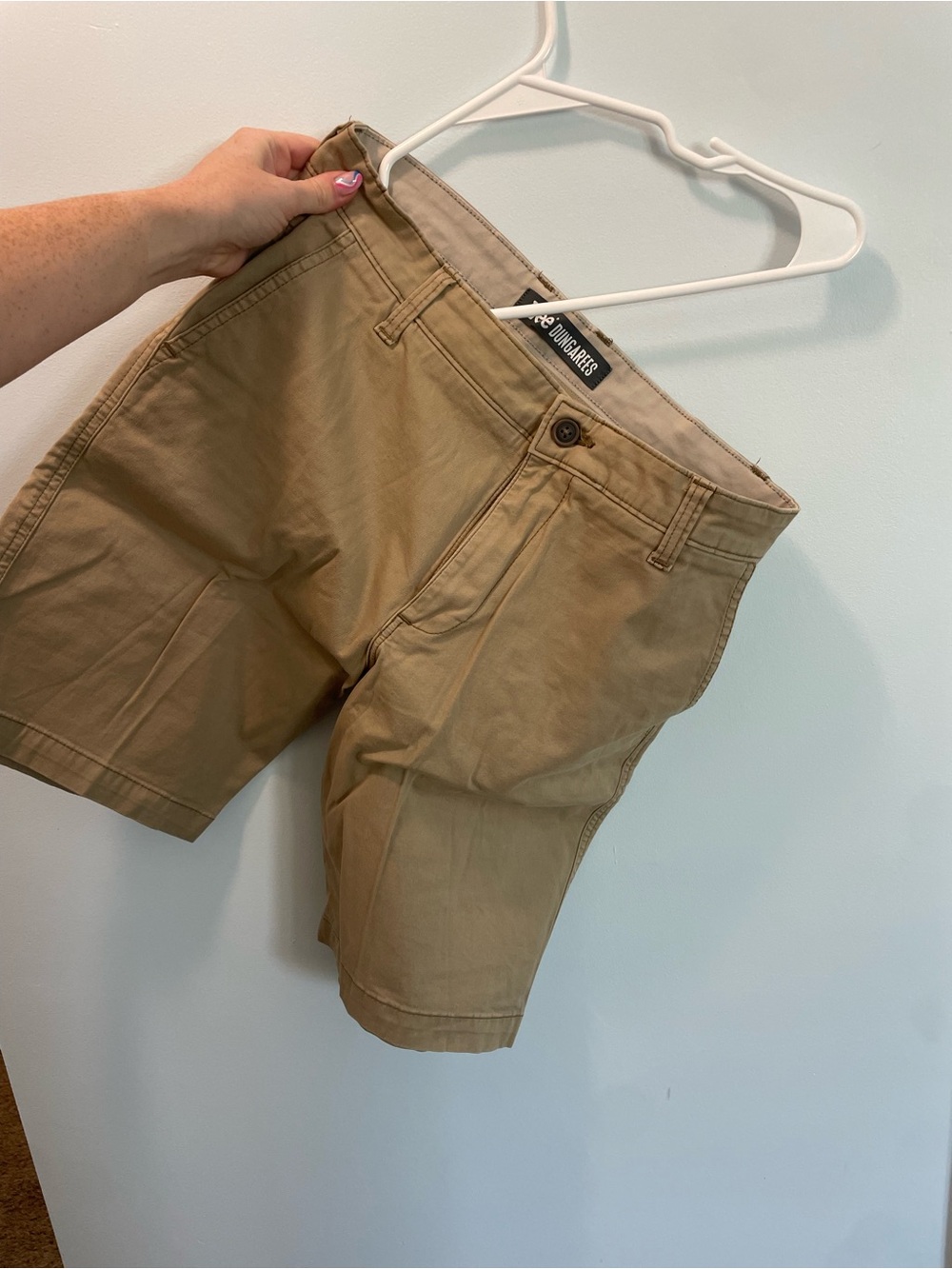 Lee Men's Tan Flat-Front Chino Shorts